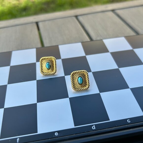 18K gold plated Turqoise studs earrings square, stainless steel - Picture 4 of 4
